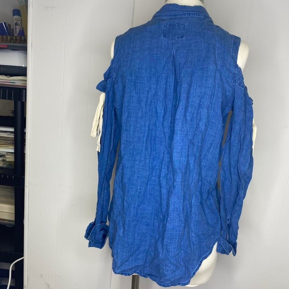 Modern Anthropologie Rails NWT Cold Shoulder Indie Linen Blue Blouse , Size M. - Picture 3 of 4